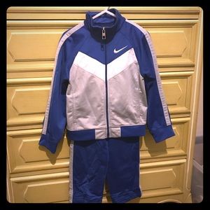 Nike 2 piece track suit